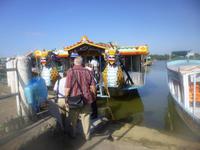 Bootsfahrt auf dem Parfümfluss in Hue