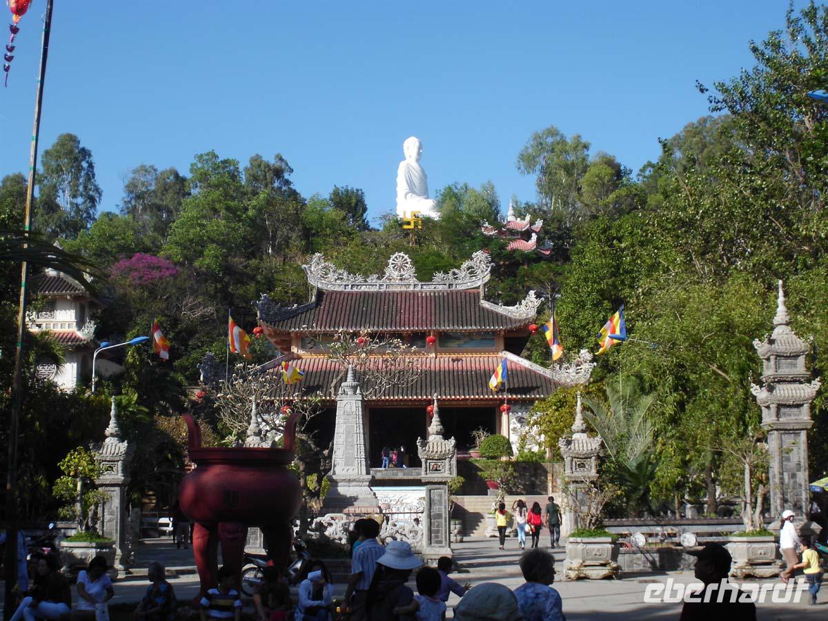 Der weisse Buddha in Nha Trang