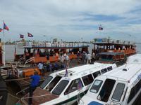 im Speedboot nach Phnom Penh