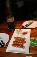 Freibier und Bratwurst in Saigon