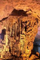 Ha Long Bucht - Sung Sot Höhle