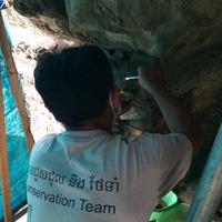 889 Arbeit mit Zahnbuersten