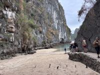Hang Trinh Nu Cave