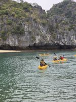 Kanuvisite in der Bucht Ha-Long