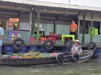 Schwimmender Markt