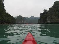 In der Ha Long Bucht bei einer Kajak-Tour