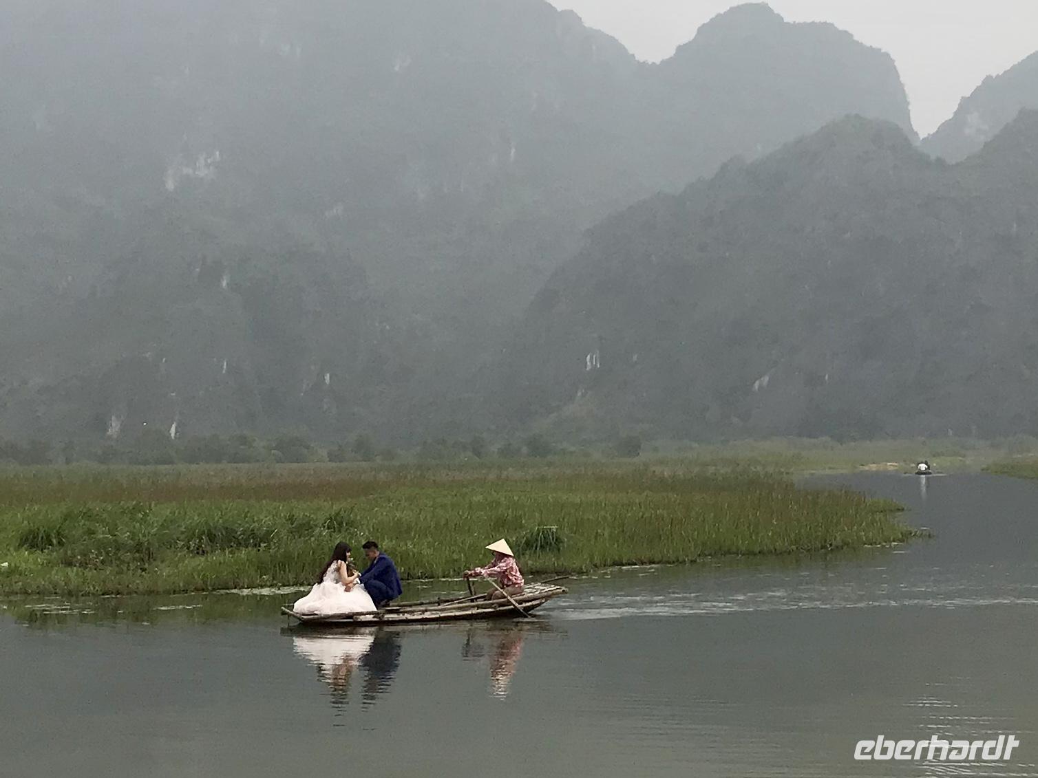 Trockene Halong-Bucht - Van Long