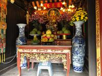 Altar in der Ein-Säulen-Pagode