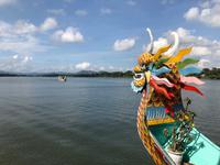 Auf dem Parfümfluss