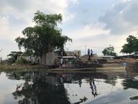 Entladung der Baumaterialien