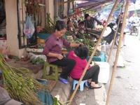 Auch das wird auf der Straße gemacht.