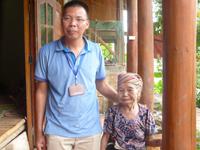 Khoi und die kleine Oma 