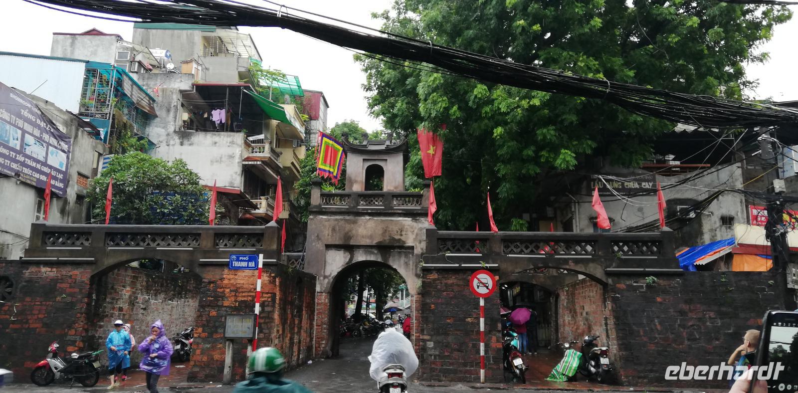 Das letzte von 21 Stadttoren in Hanoi, Vietnam