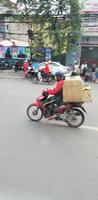 Transport von Karton in Hanoi
