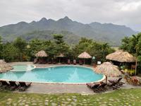 Pool der Mai Chau Ecolodge