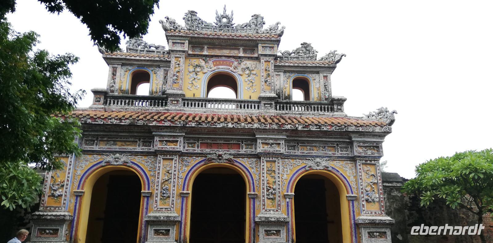 Westtor der Zitadellenanlage von Hue für Beamte