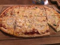 Auch Pizza darf mal sein - Saigon Vietnam