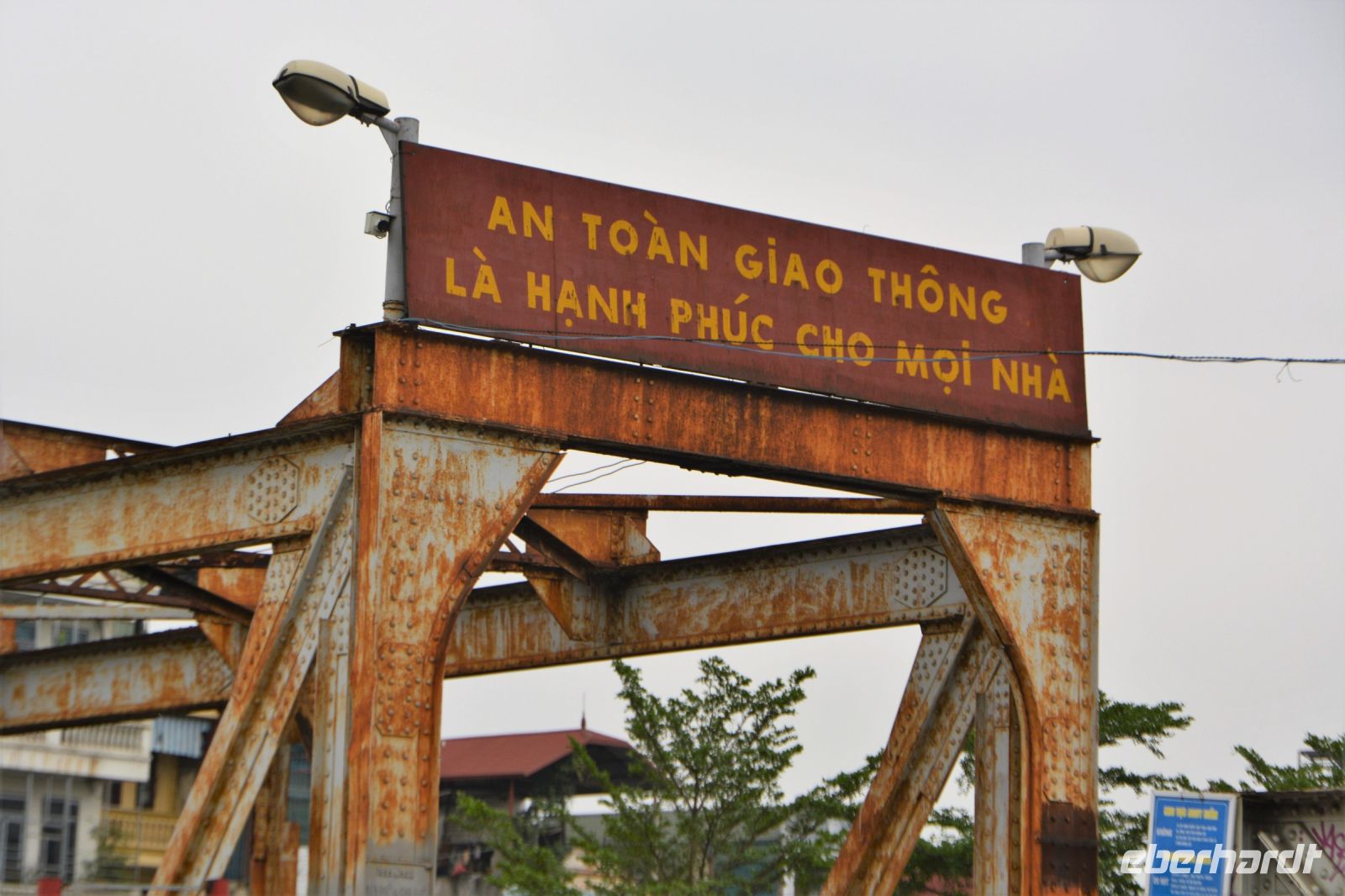 Eisenbahnbrücke Long Bien über den Roten Fluss