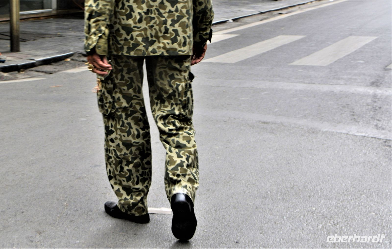 am linken Handgelenk