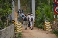 über einige Brücken müssen wir gehn