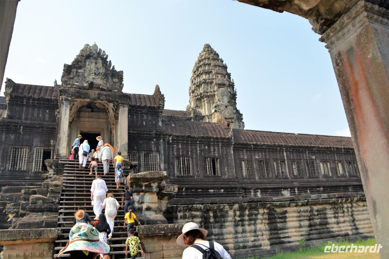 steile Treppe zum Hauptheiligtum