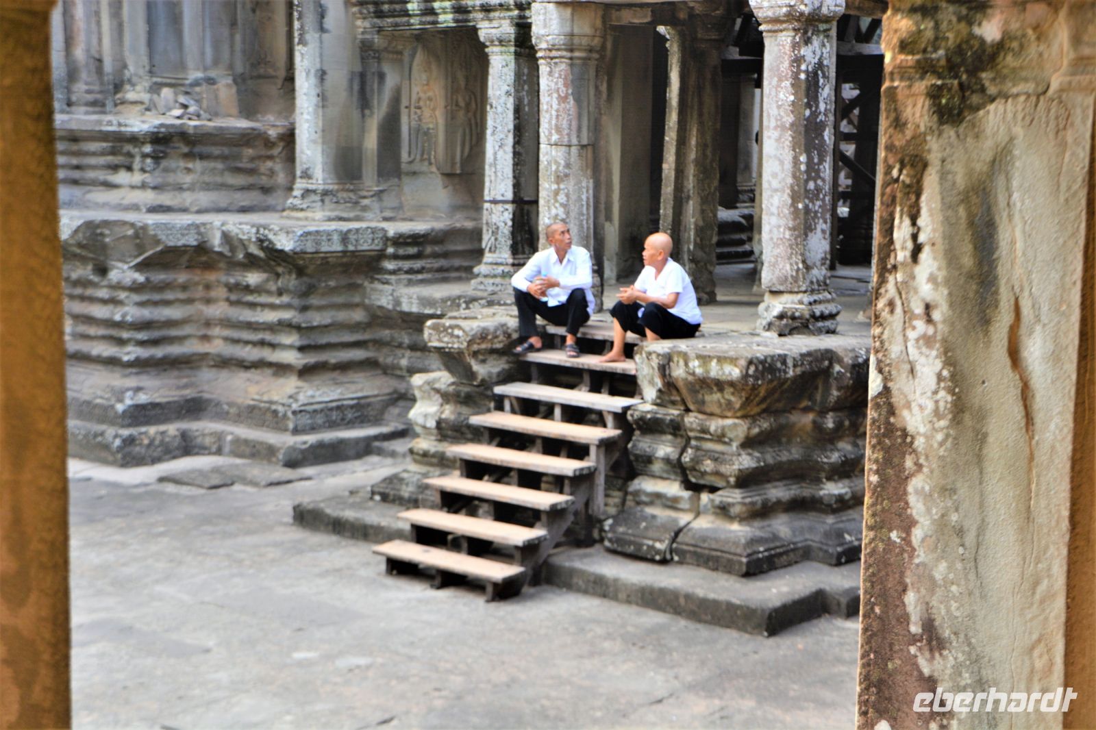die Wächter sehen es immer