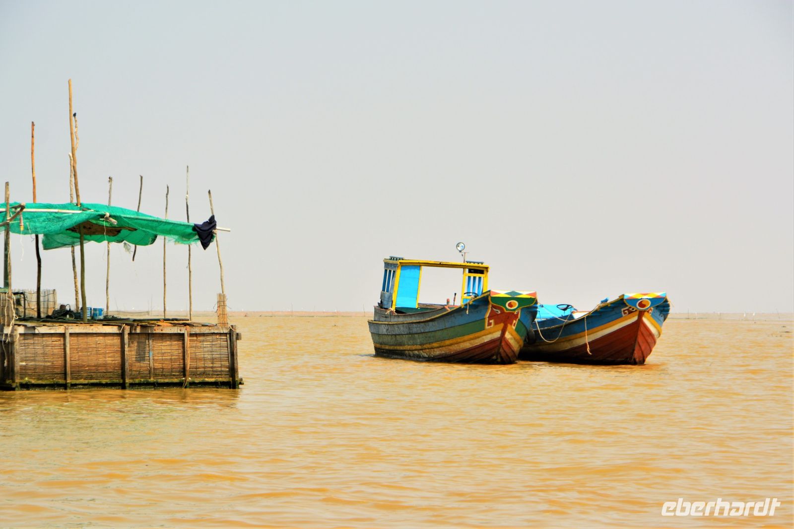 Bunte Boote überall