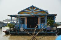 farbenfrohes Wasserhaus