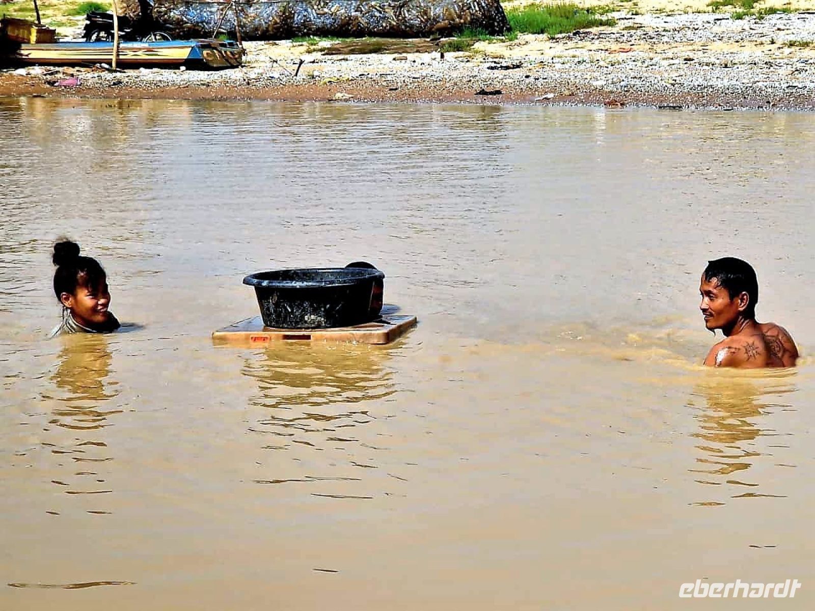 da hilft nur: rein ins kühle(?) Nass