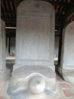 Die Schildröte - Symbol der Weisheit- im Literaturtempel, Hanoi