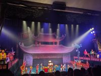 38. Wasserpuppentheater