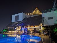 258. Hotelpool Saigon