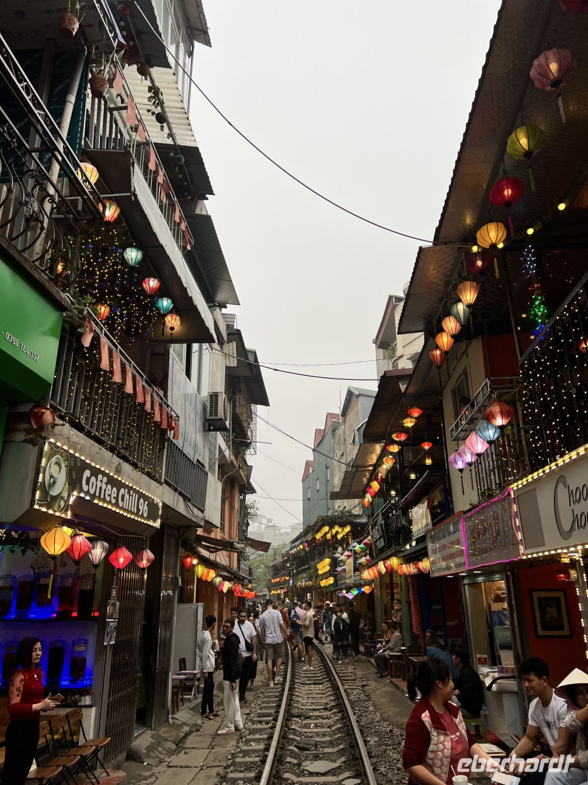 4 Eisenbahnschienen Hanoi