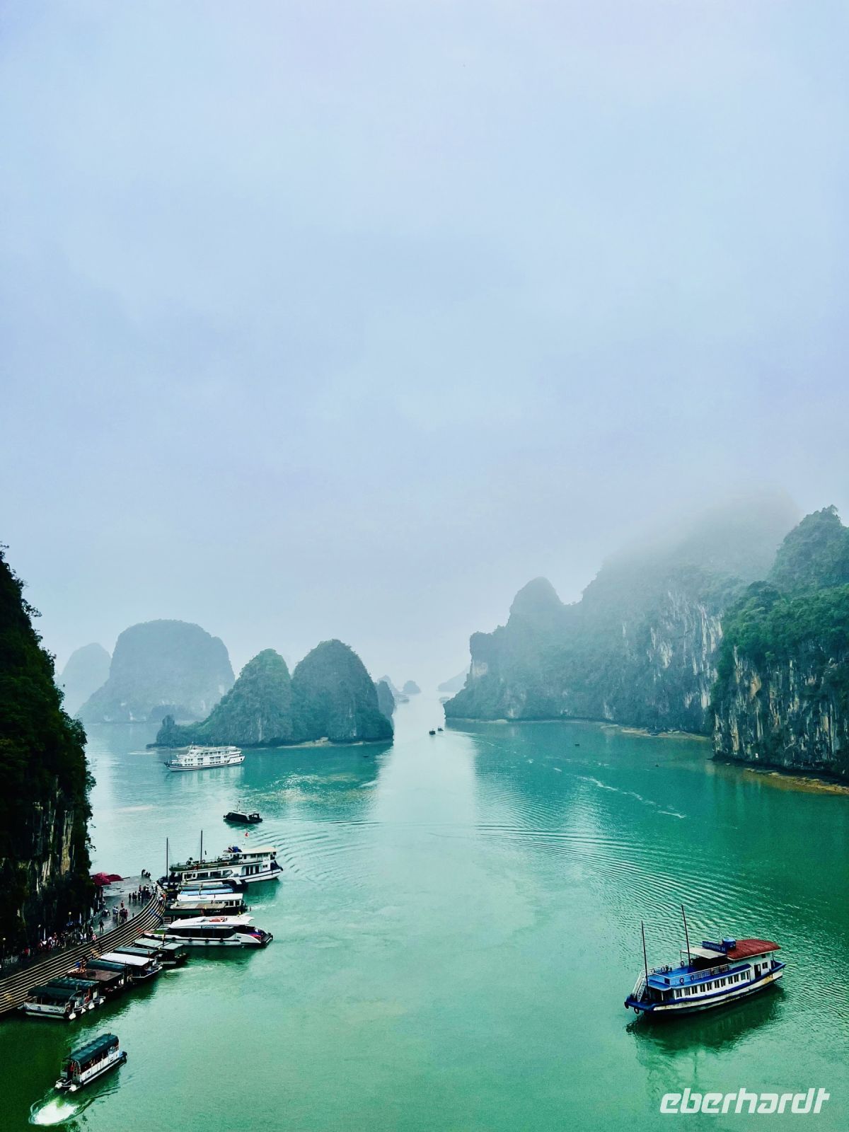 60 Ha Long Bucht
