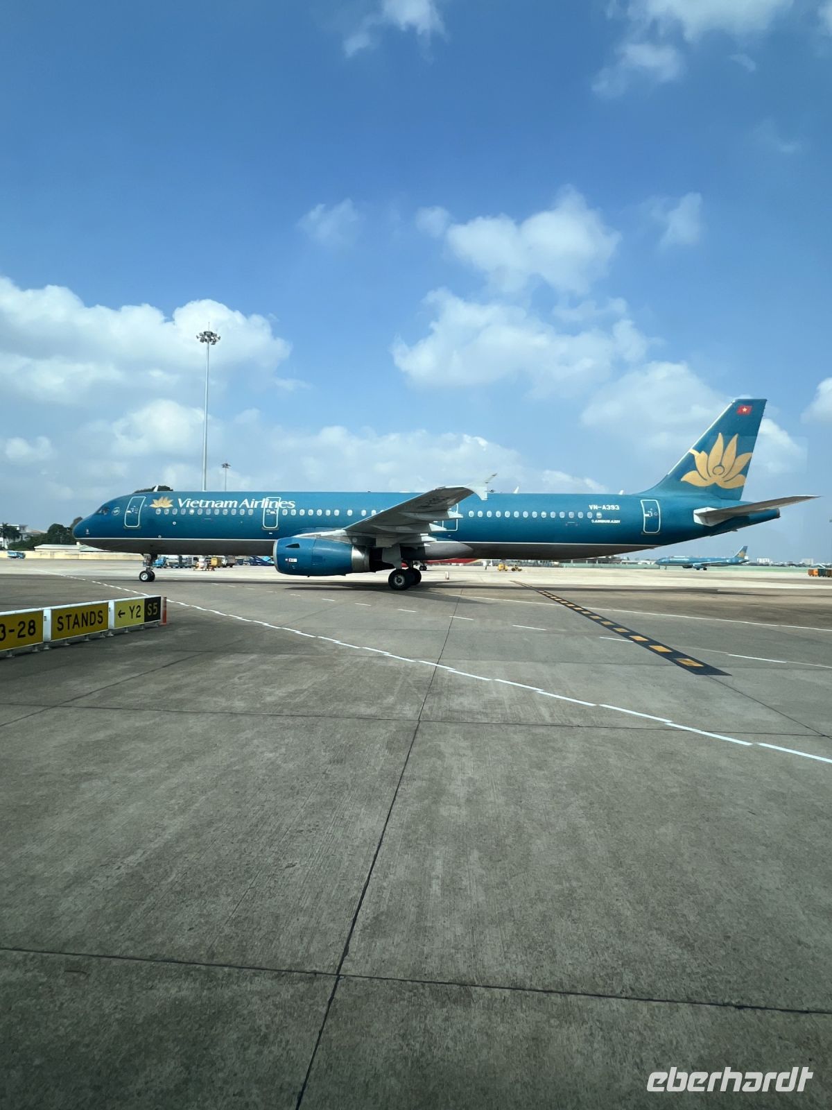 146 Vietnam Airlines