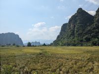 Kalksteinfelsen auf dem Weg nach Mai Chau