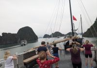 Tai Chi auf dem Sonnendeck