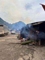 Vietnam - Tan Lac, Straßenmarkt