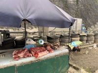 Vietnam - Tan Lac, Straßenmarkt