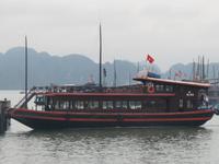 Dschunke in der Halongbucht