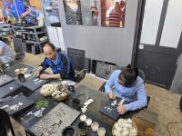 Kunsthandwerk mit Eierschalen &ndash; &copy; Jürgen Müller (Eberhardt TRAVEL)