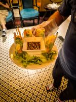 Selbstgemachte Frühlingsrollen, Ha Long Bucht, Vietnam &ndash; &copy; Marie Dittrich (Eberhardt TRAVEL)