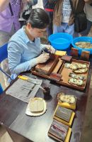 Perlenfabrik &ndash; &copy; Petra Hady (Eberhardt TRAVEL)