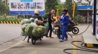 Vietnamesische Tankstelle &ndash; &copy; Petra Hady (Eberhardt TRAVEL)