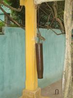 Hanoi - mit dieser Geschützhülse wurde Luftalarm ausgelöst