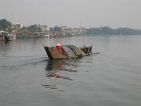 Hue - Leben auf dem Wasser
