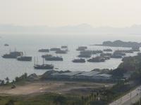 Blick auf die Ha Long Bucht