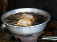 Gebratene Enten in Sojasauce