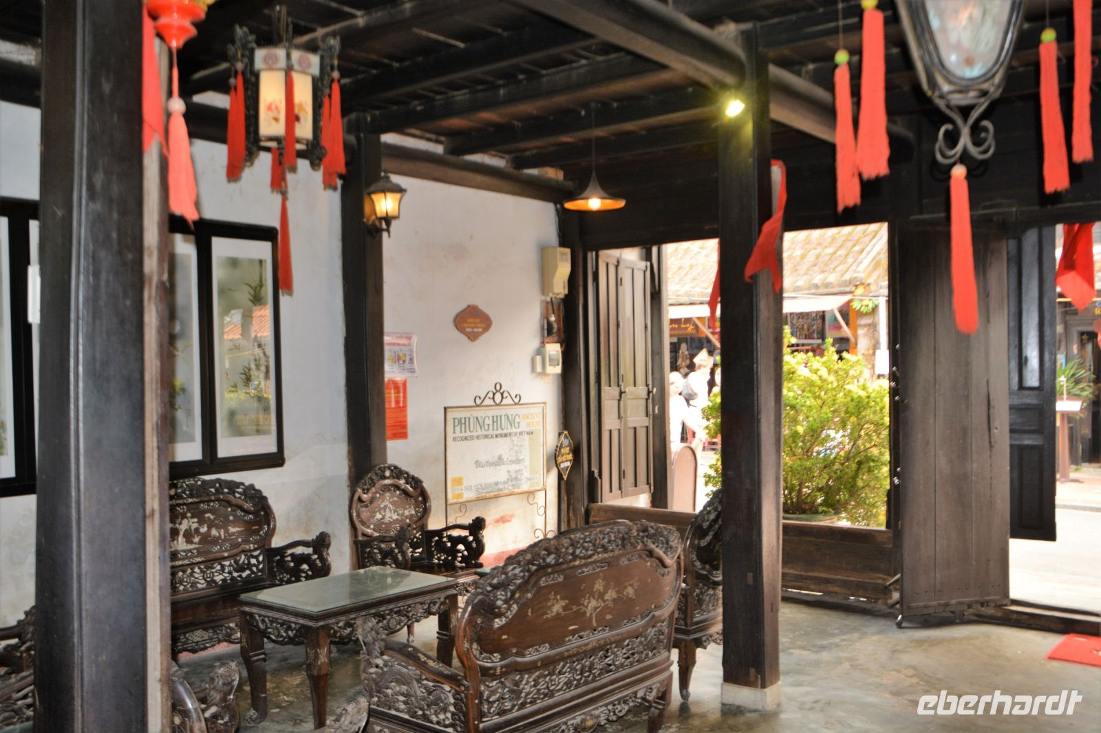 gediegen chinesisch