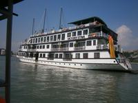 unsere Dschunke in der Halong-Bucht